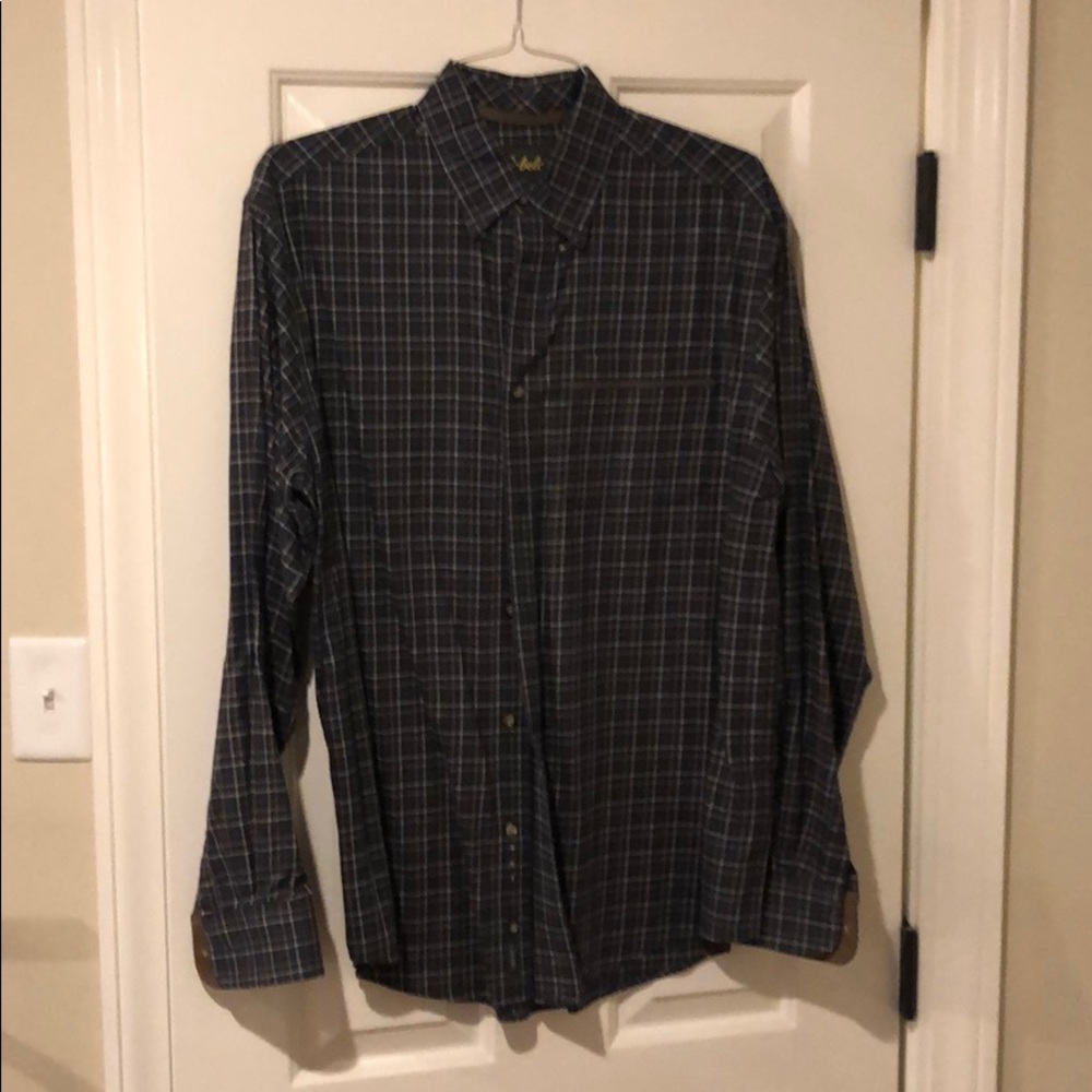 Cabelas Large button down shirt